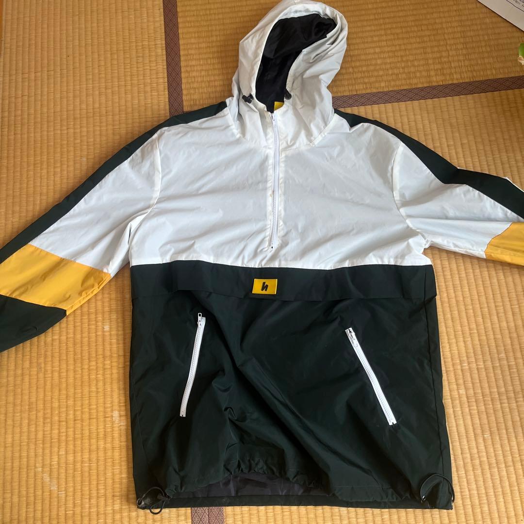 アノラックスタイル スノーボードウェア　ヘンリックハーロウ