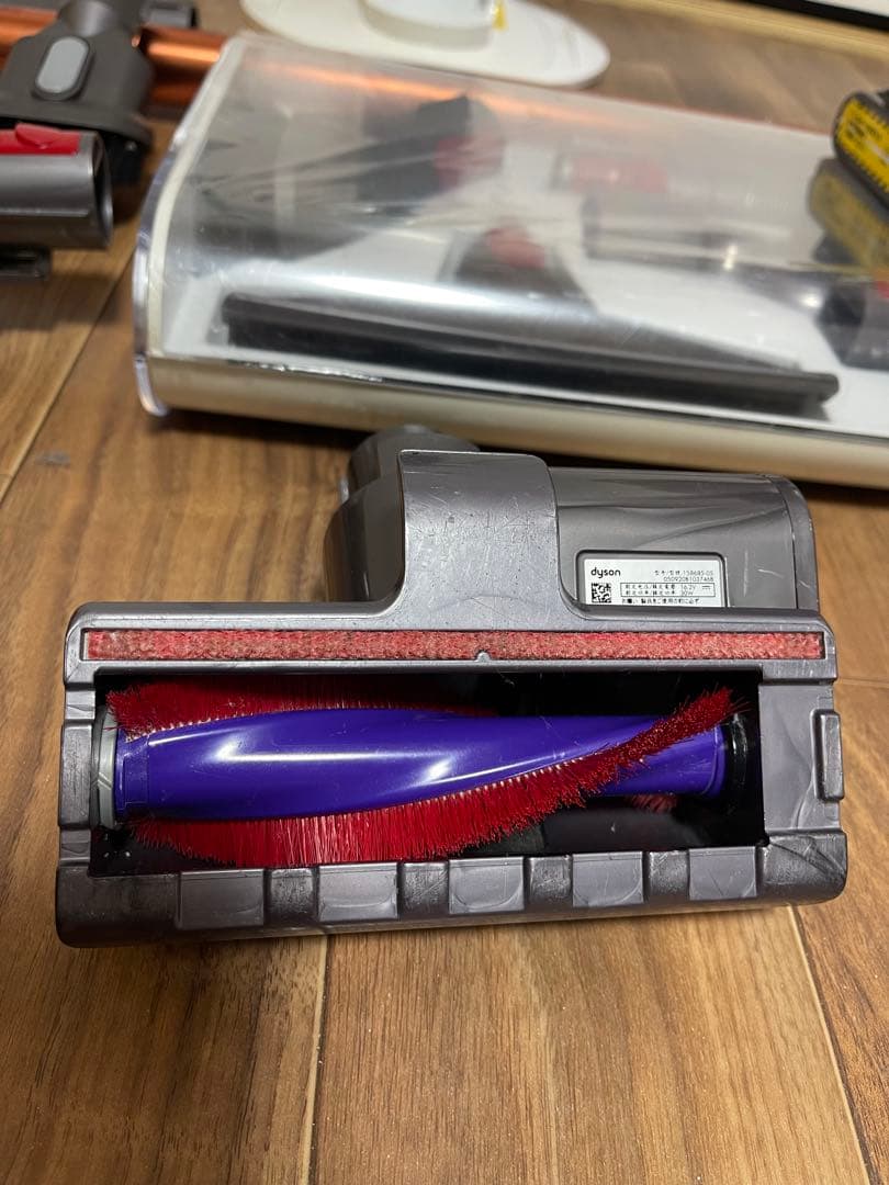 Dyson - ダイソン V10 (sv12) コードレス掃除機 付属品付