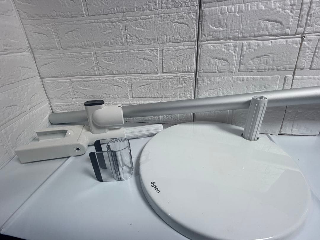 ジャンク品 dyson V11 Fluffy sv14 スタンド付