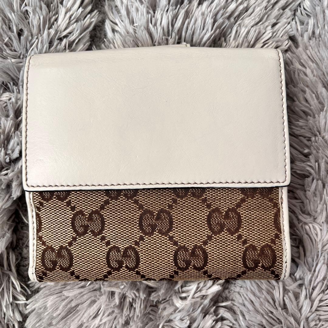 GUCCI ✨GGキャンバス　折り財布　ラブリーハート　ホワイト　レディース