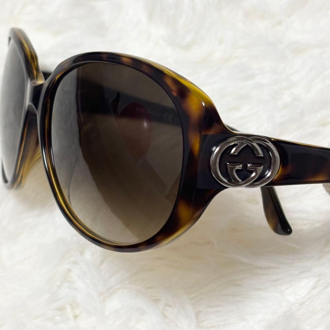 美品GUCCI グッチオーバルサングラスGG3174