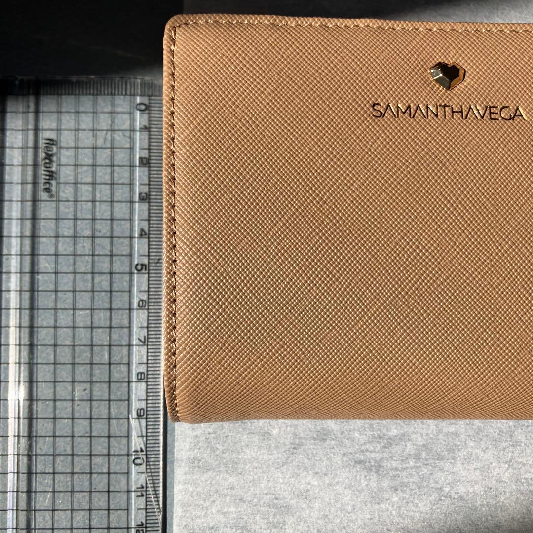 もちもち　　　SAMANTHAVEGA ベージュ 二つ折り財布