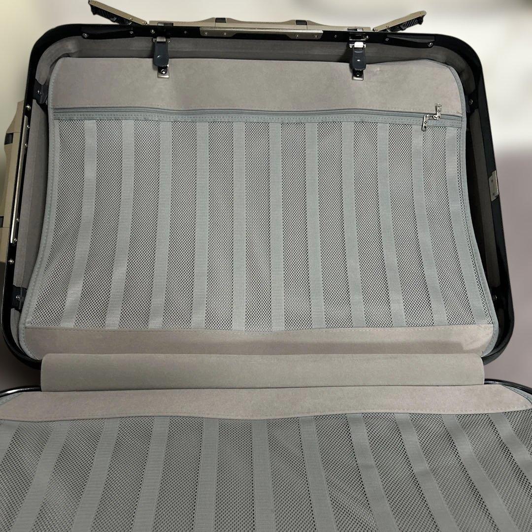 Samsonite 青いスーツケース
