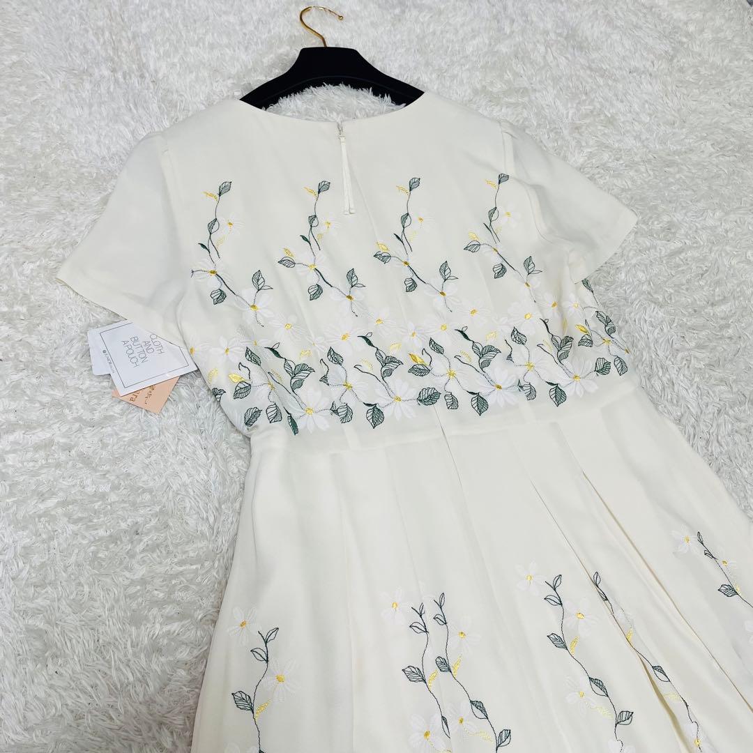 新品タグ付✨希少42✨大きいサイズ　ローズティアラジュエル 花柄刺繍 ワンピース