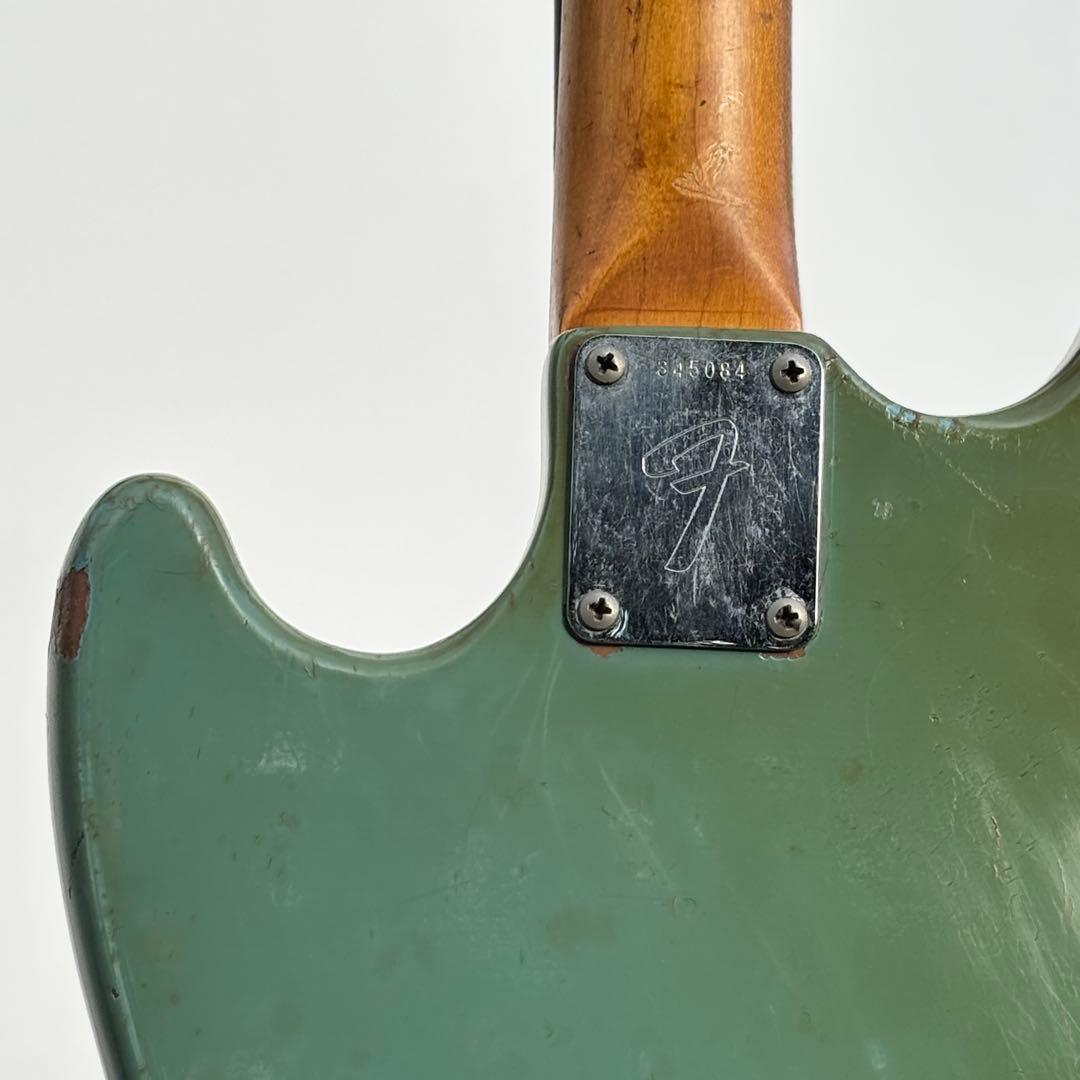 1972年 Fender USA Musicmaster Bass ダフネブルー
