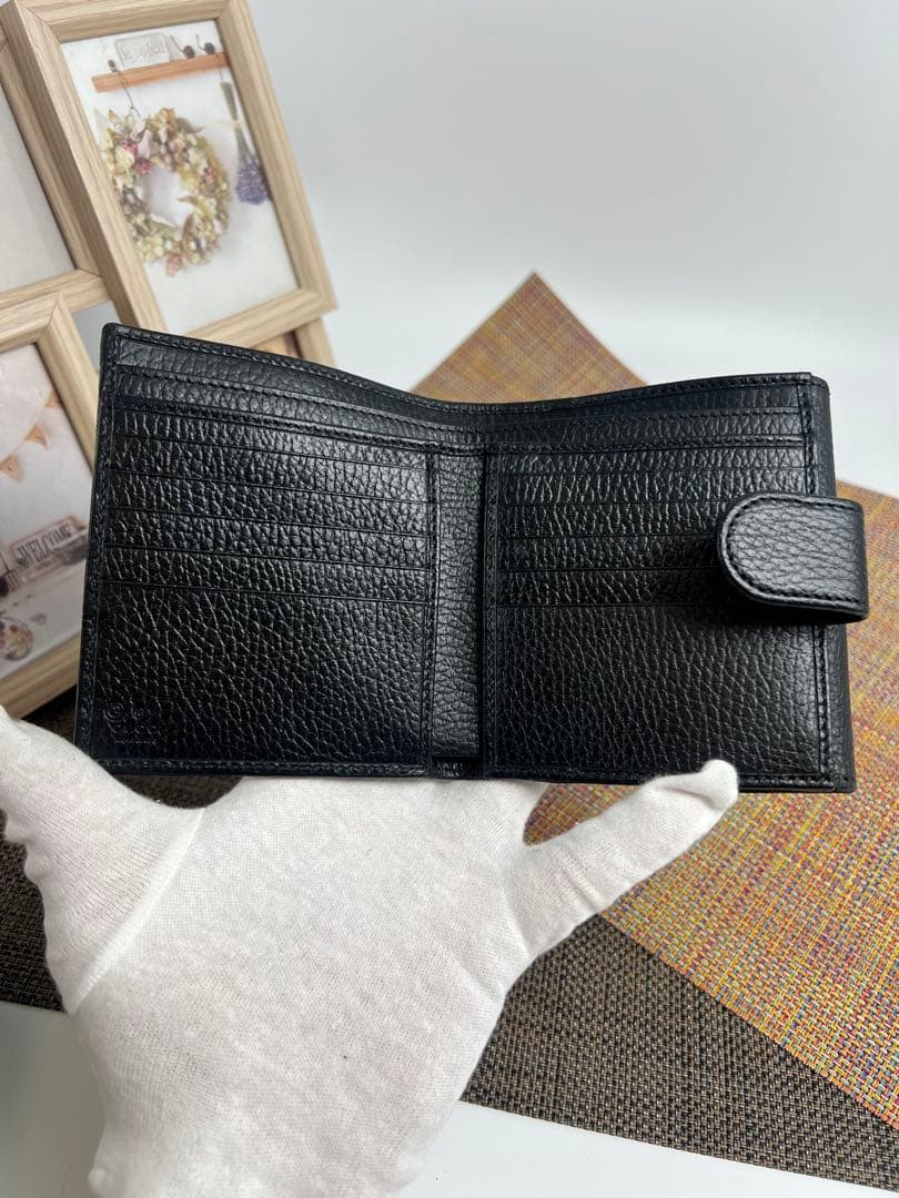 ✨ほぼ未使用✨GUCCI グッチ インターロッキング　二つ折り財布　ダラーカーフ