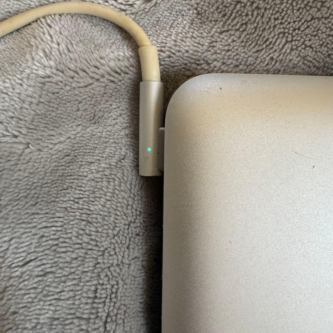 MacBook本体 MacBook Pro (13-inch, Early 2011)