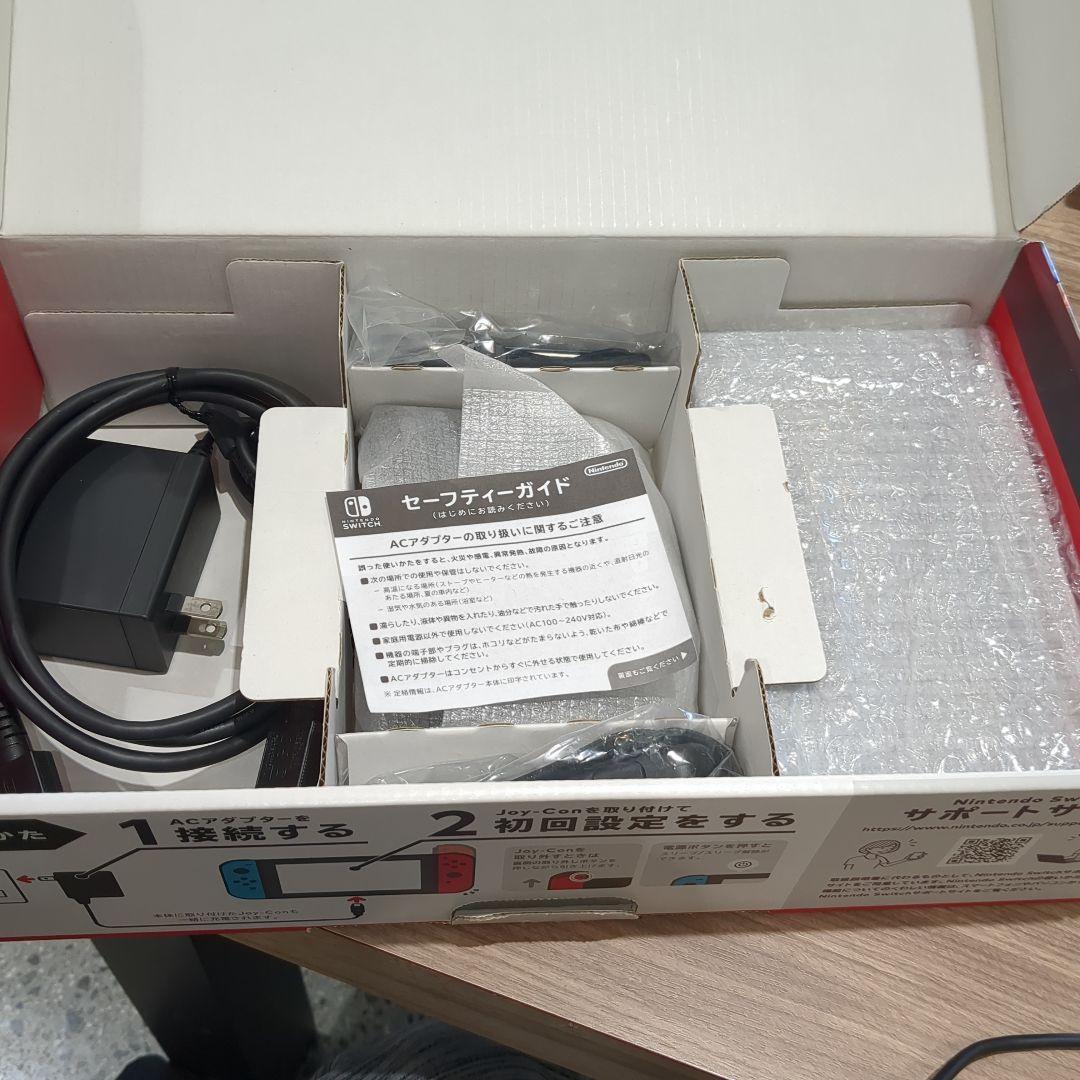 Nintendo Switchバッテリー強化版2021年モデル美品