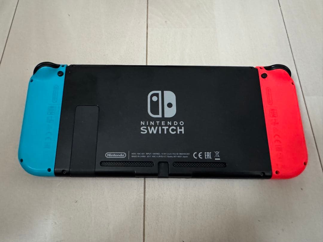 Nintendo Switch 本体 Joy-Con付き