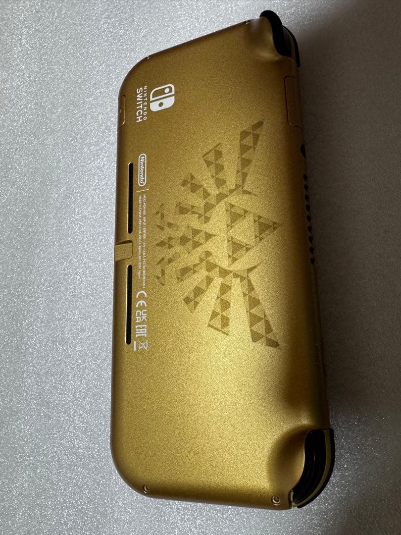 Switch Liteハイラルエディション　ジャック