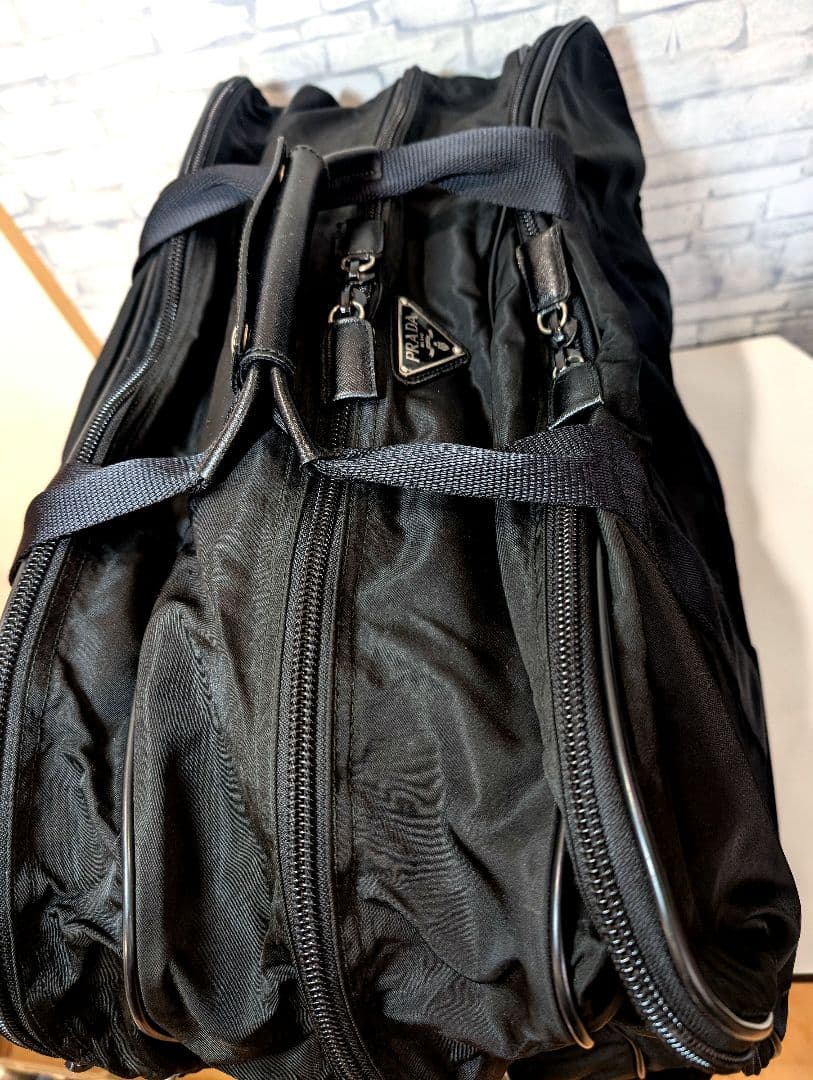 ✨美品✨　PRADA　プラダ　ボストンバッグ　トリプルジップ　三角ロゴ　大容量