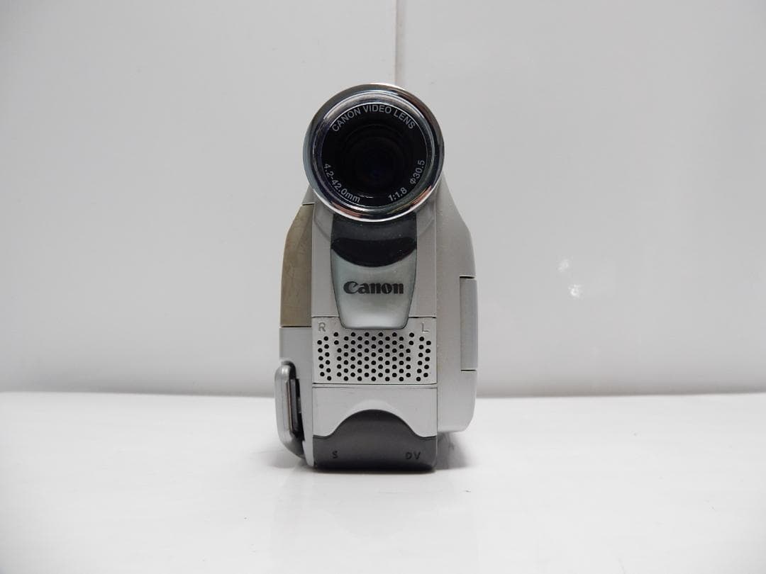 希少　大人気　訳有り　動作品　キャノン　Canon DM-FV20 ビデオカメラ