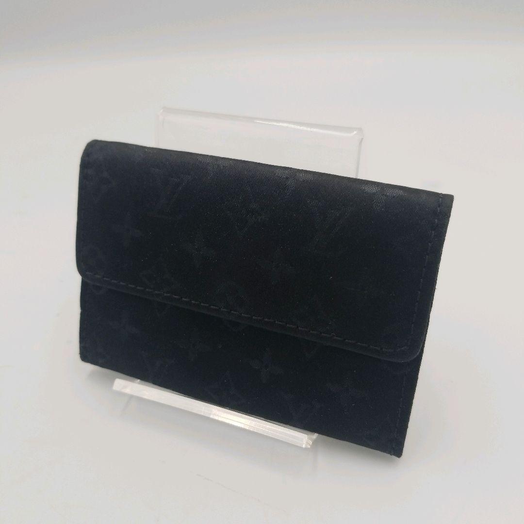 【美品】ルイヴィトン　LOUISVUITTON　モノグラムサテン　名刺入れ　黒