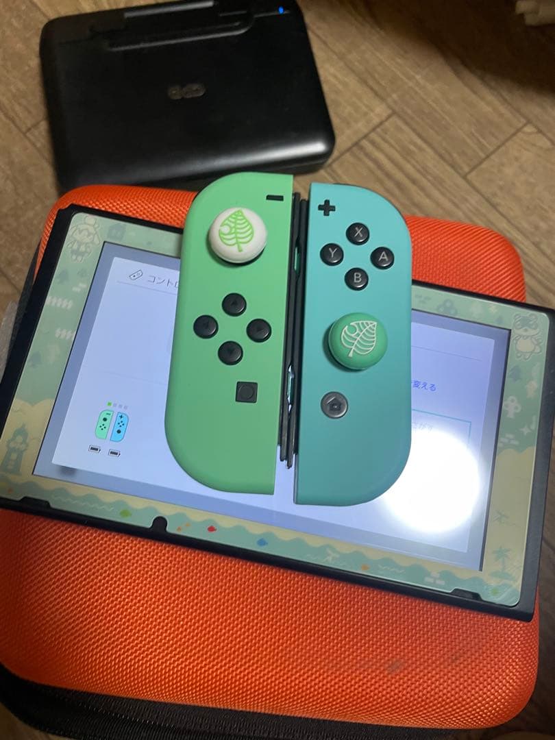 Nintendo Switch本体＋ Joy-Con