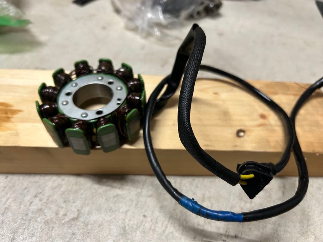 GS750 ステーターコイル　美品　GS400 GS550