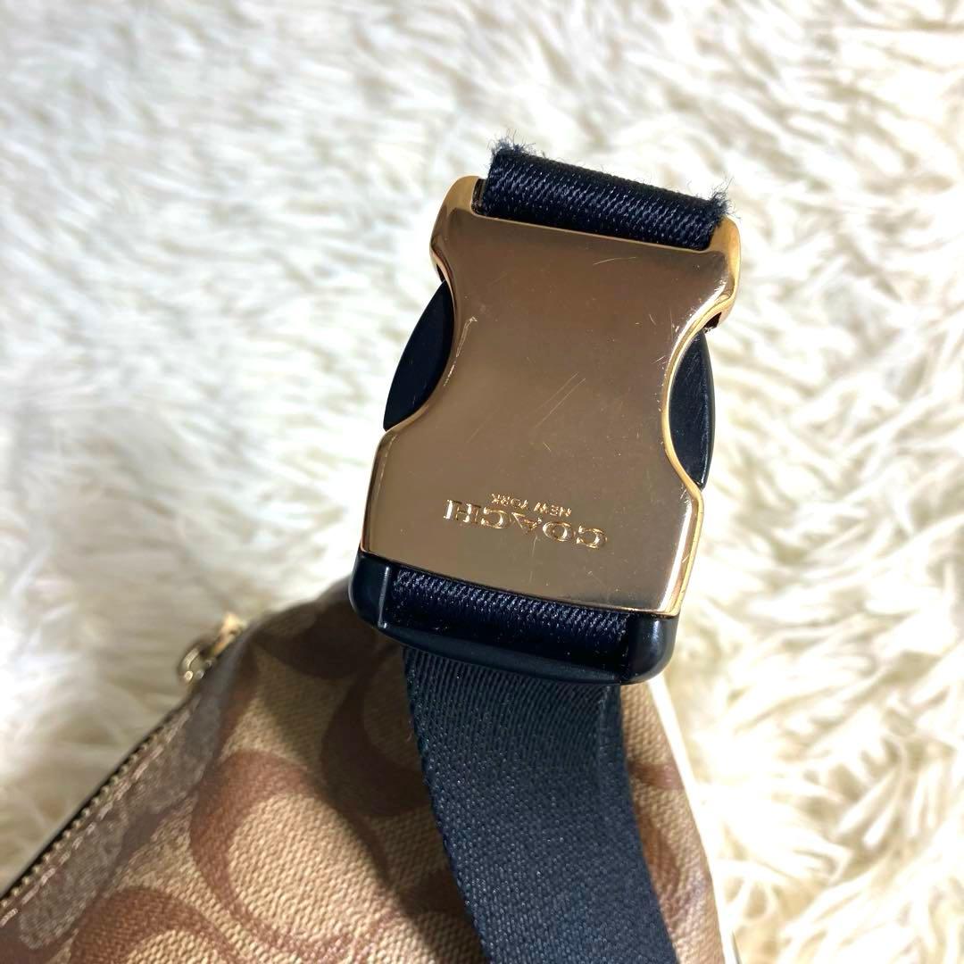 COACH＊ ウエストバッグ レザー シグネチャーアイボリー