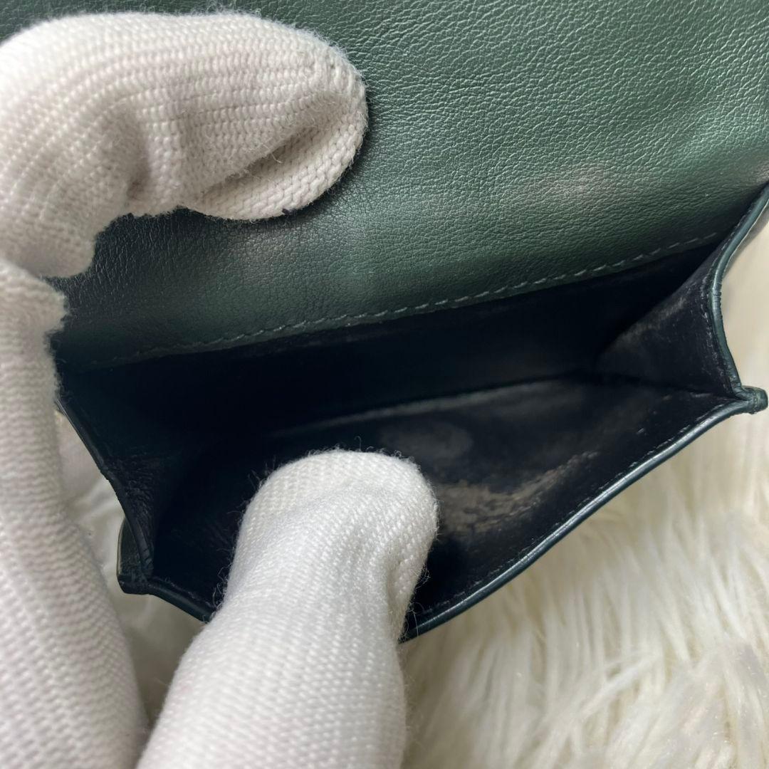 美品✨サンローランパリ 三つ折り財布 カサンドラロゴ YSL 本革 深緑 レア色