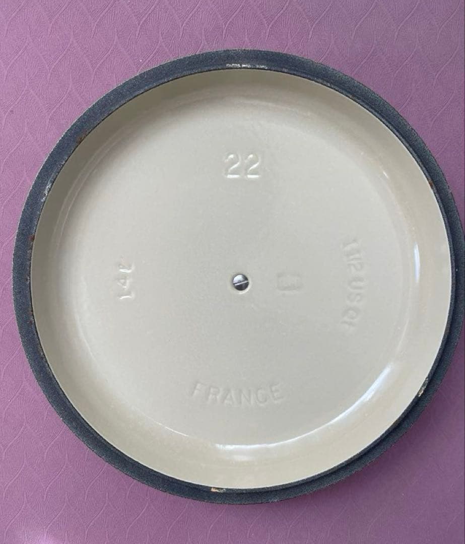 ル・クルーゼ（Le Creuset）ビュッフェ・キャセロール 22cm