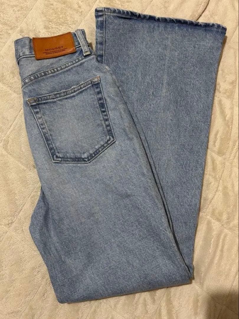 【美品】MOUSSY MVS FLARE 25