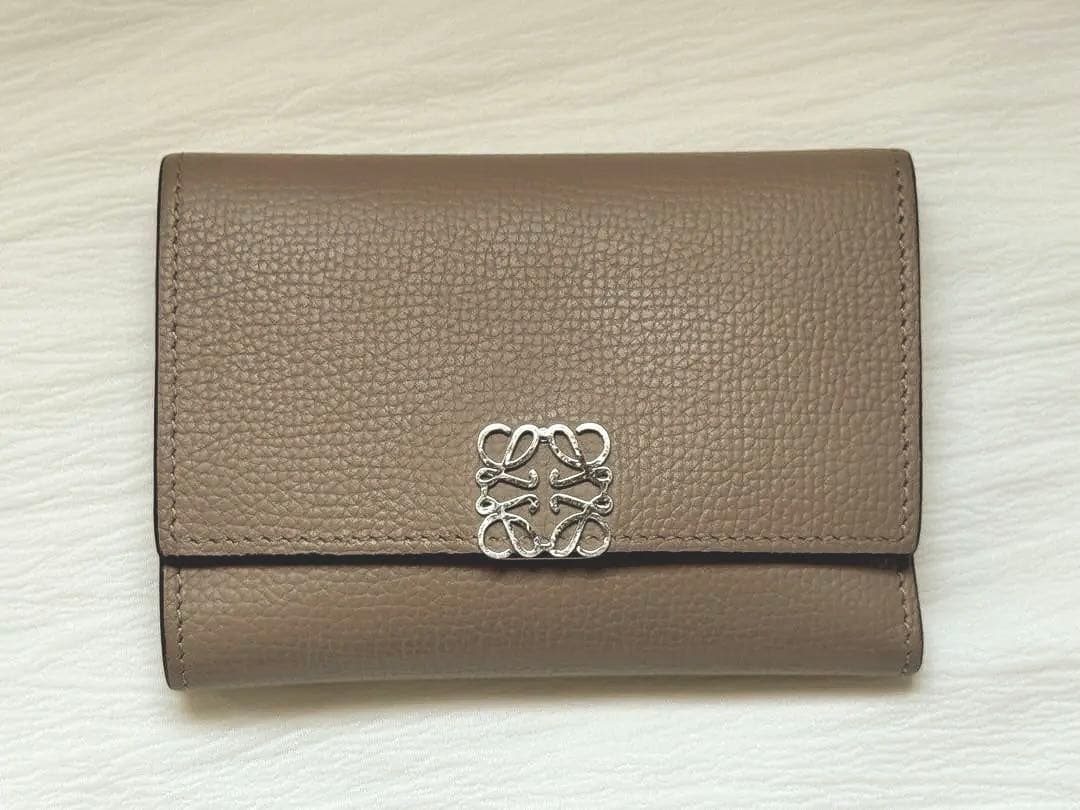 LOEWE アナグラム バーティカル ウォレット スモール