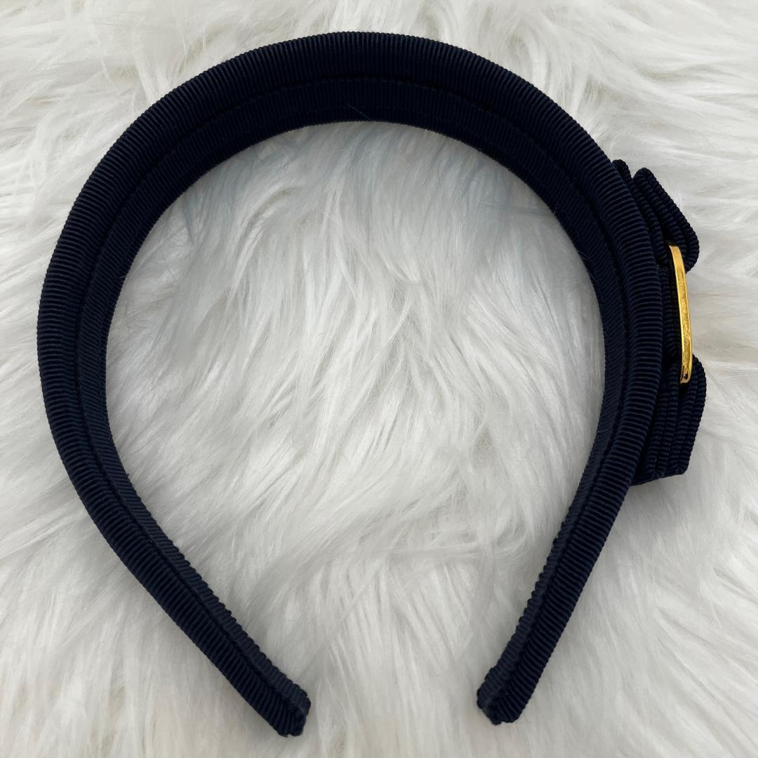 美品✨Ferragamo フェラガモ カチューシャ　ネイビー