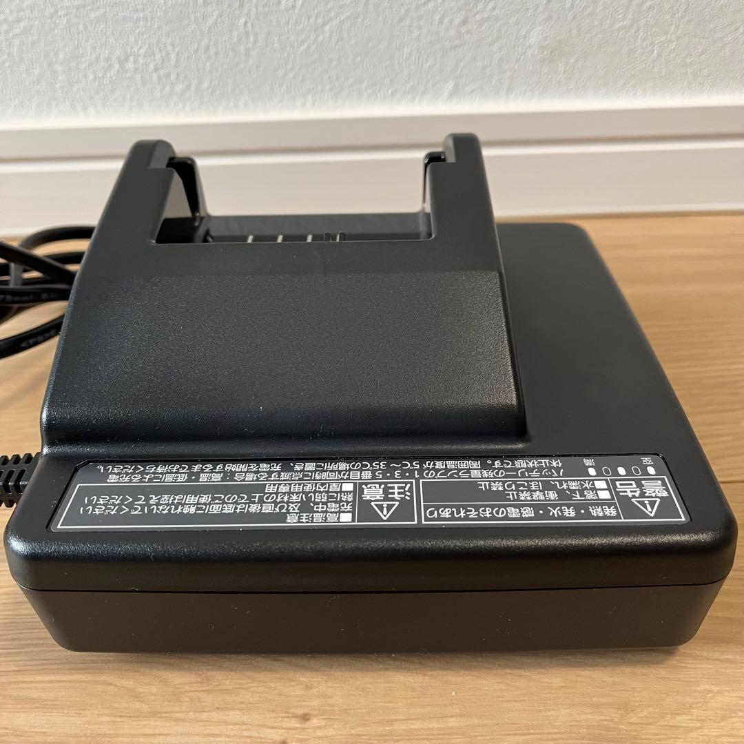 【未使用】Panasonic NKJ075Z バッテリー充電器