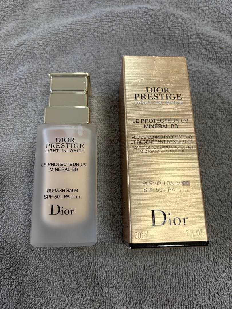 クレドポーボーテ　タンクレームエクラｎファンデ下地パウダーDIOR BBセット