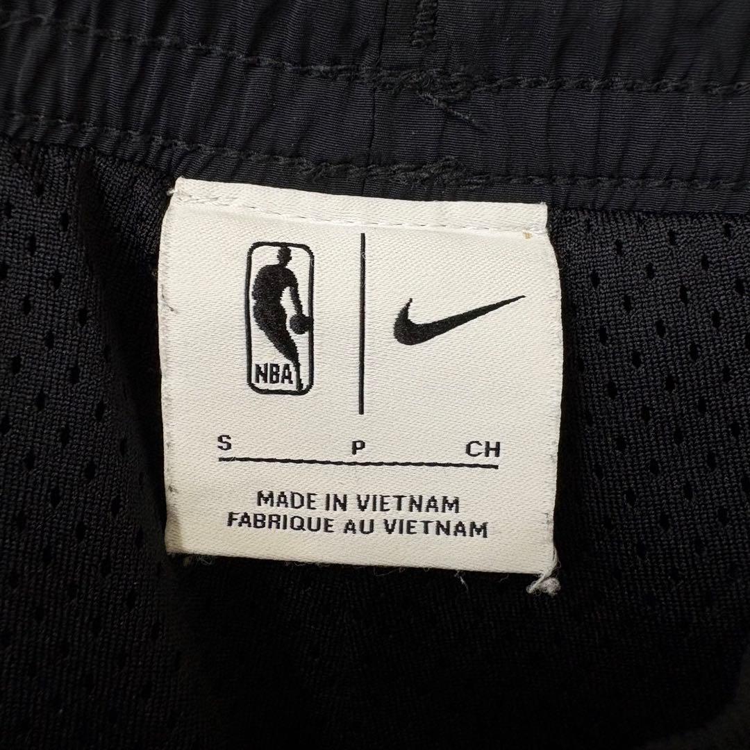 【激レア】KITH キス　NIKE ナイロンパンツ　トラックパンツ　完売モデル