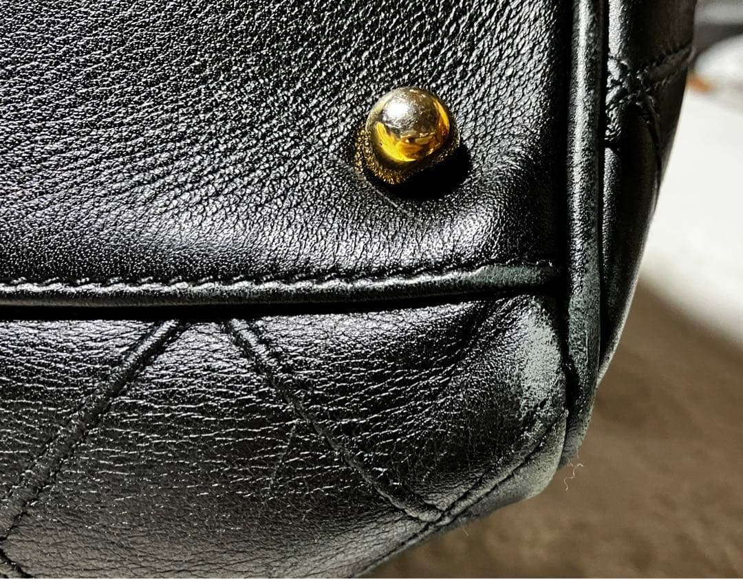 CHANEL ボストンバック肩紐付き