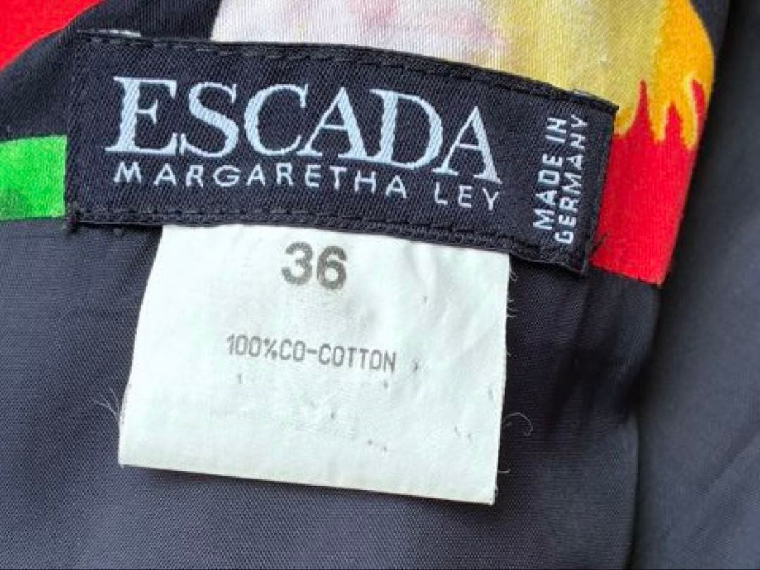 ESCADA フルーツ柄 ノースリーブワンピース 36