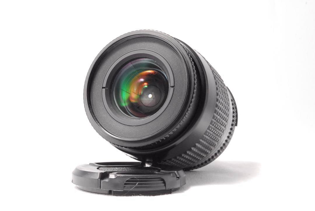 美品✨高速連写＆高画質✨ニコン D7000✨一眼レフカメラ✨人気機種