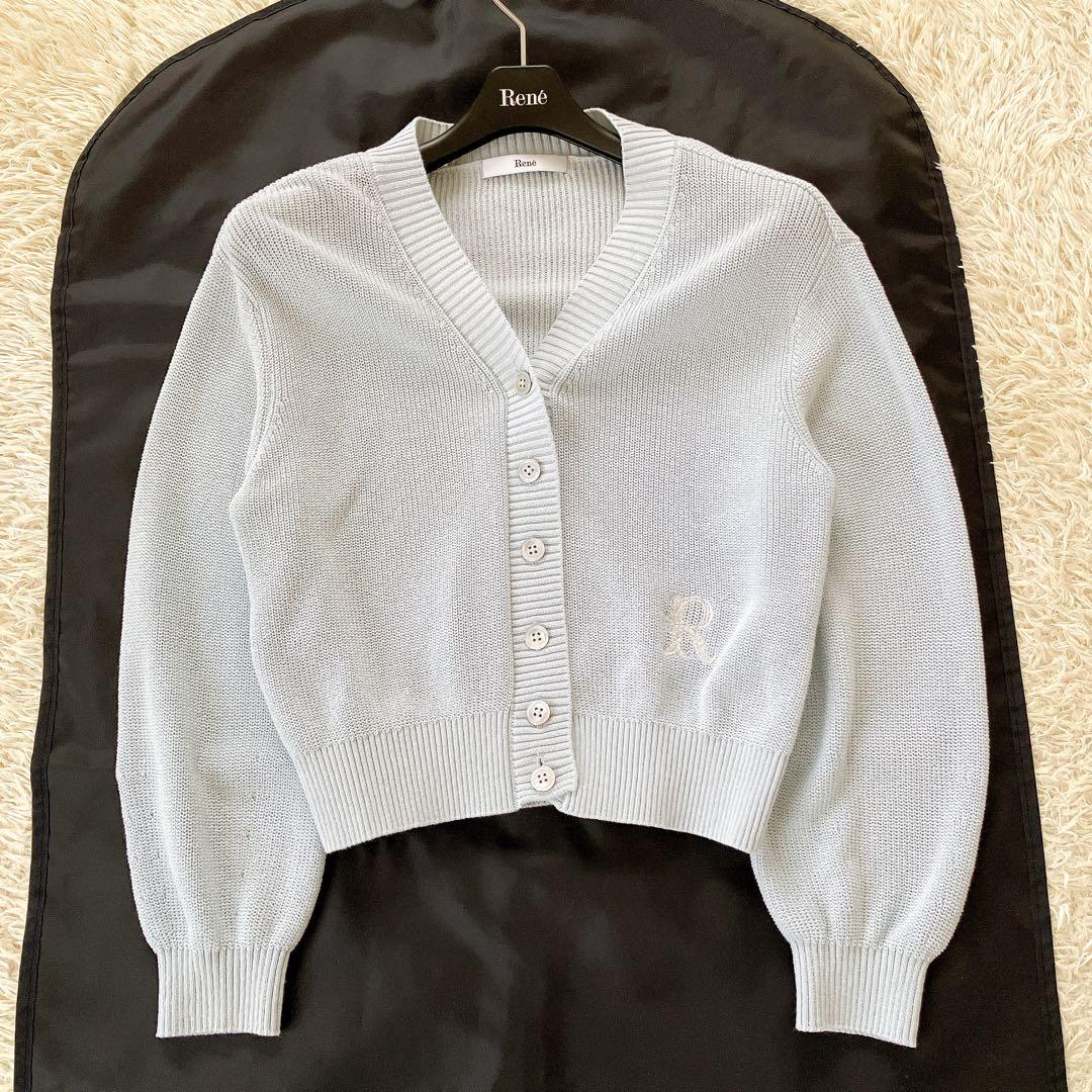 良品✨Rene 2022 ロゴ刺繍 Vネックニットカーディガン 34 ブルー系