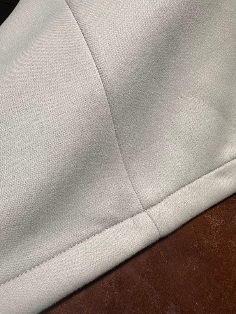 最終価格　BEARDSLEY ダンボールギャザーコート　卒入式にも