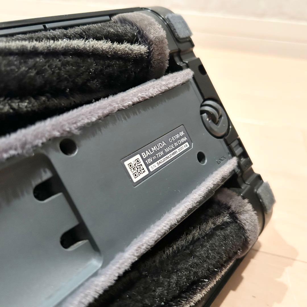 美品 BALMUDA C-E100-BK 2020年製スティッククリーナー