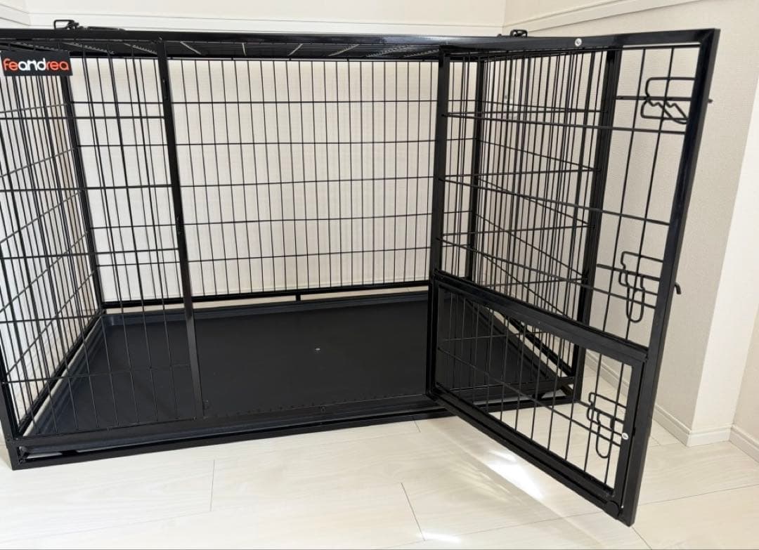 美品　FEANDREA 犬 ケージ 大型犬用 ダブルドア付き トレー付き