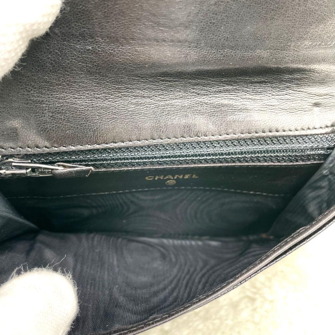 シャネル CHANEL 2つ折り 財布 デカココマーク キャビアスキン フラップ