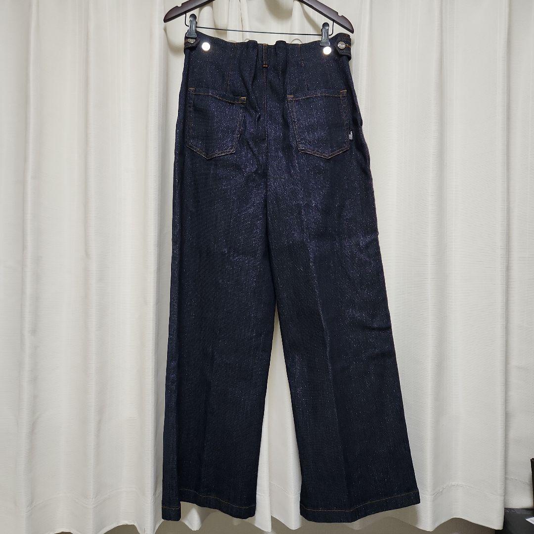 新品、アンコキーヌ ストレッチラメデニムタック バギーパンツ