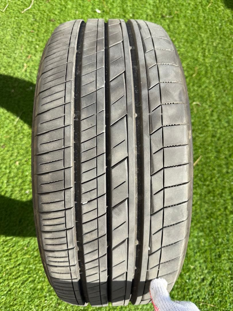 まさまさTOYO タイヤ　TRANPATH LUⅡ 235/50Ｒ18
