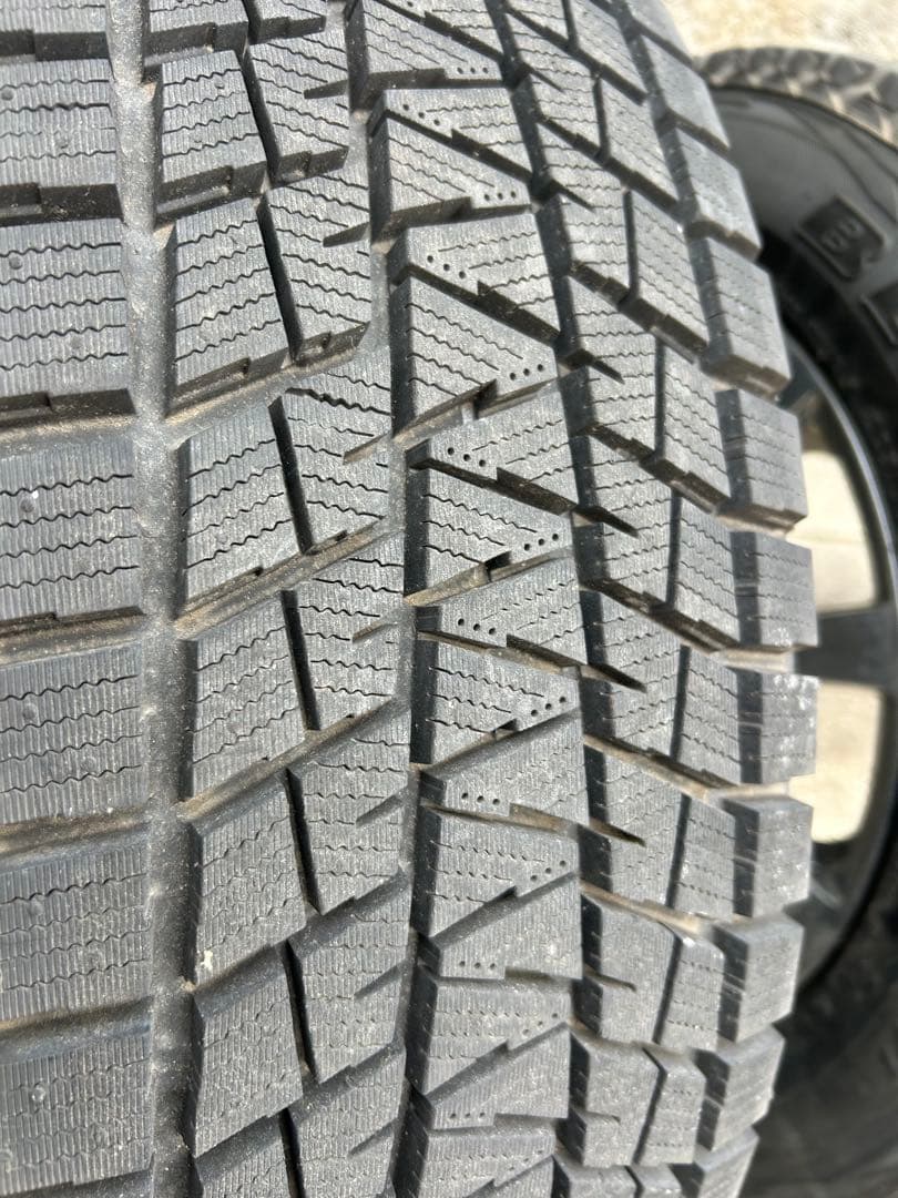 225/65R18 ブリヂストン BLIZZAK DM-V1 スタッドレス4本
