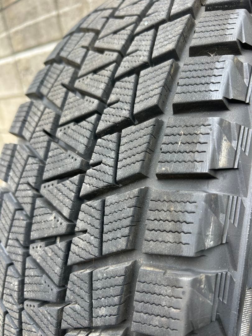 225/65R18 ブリヂストン BLIZZAK DM-V1 スタッドレス4本