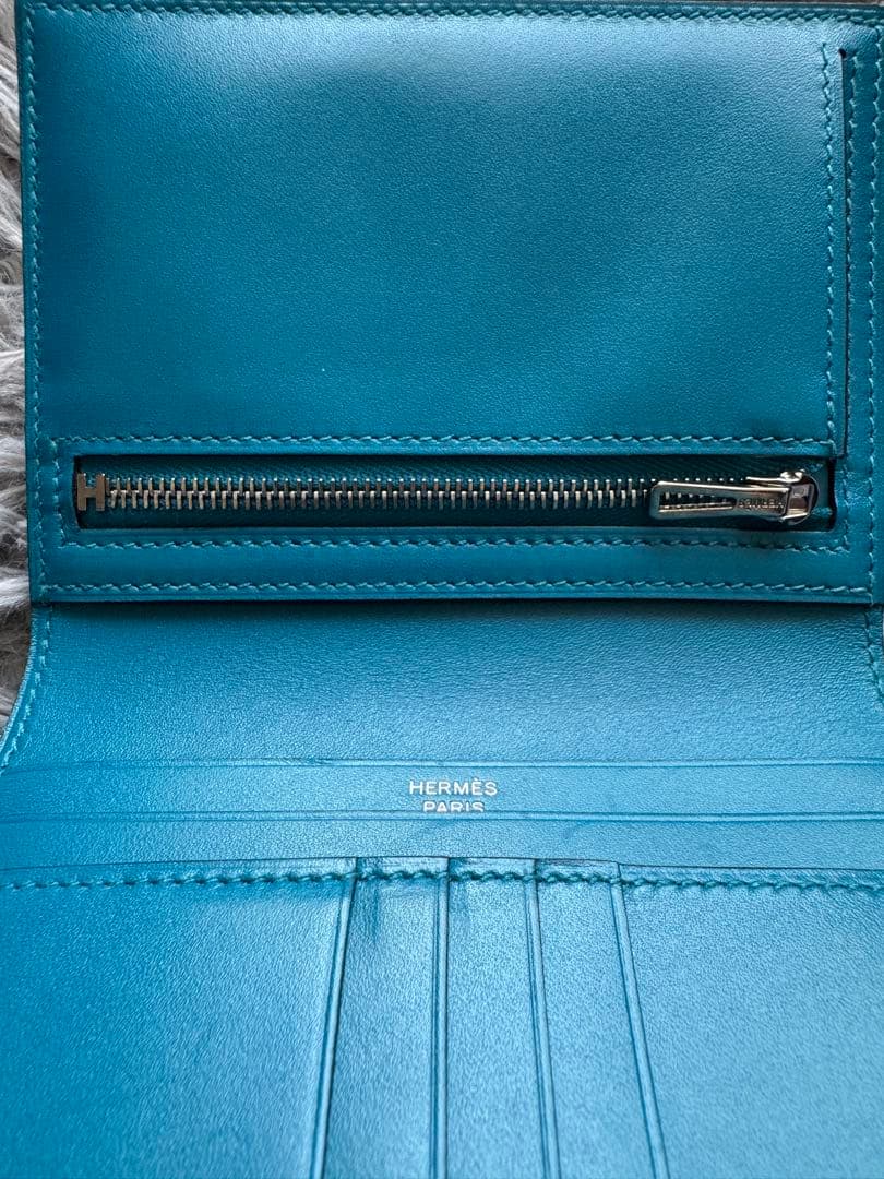 【極美品】HERMES エルメス　 べアン　コンパクト　青　ブルー　シルバー金具