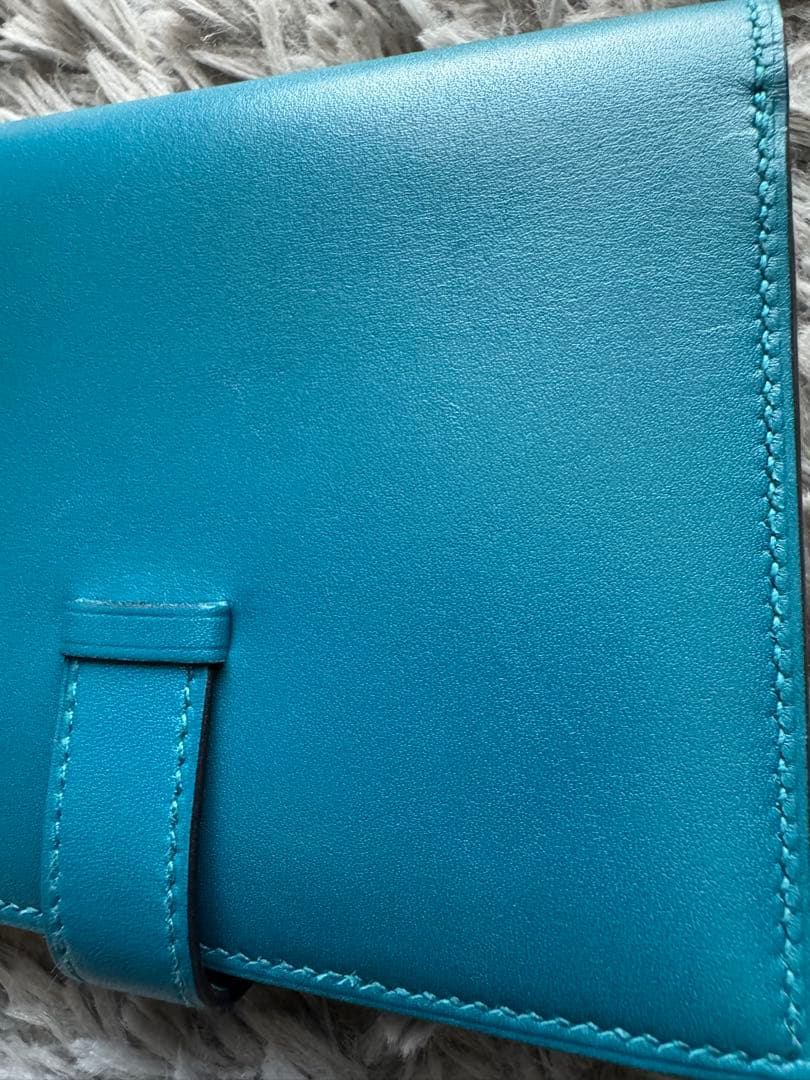 【極美品】HERMES エルメス　 べアン　コンパクト　青　ブルー　シルバー金具