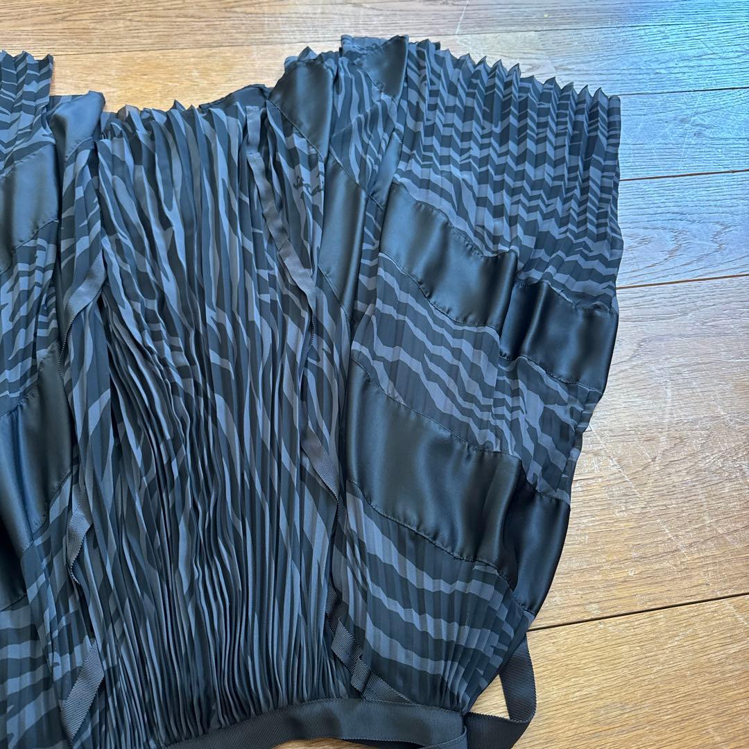 sacai プリーツスカート