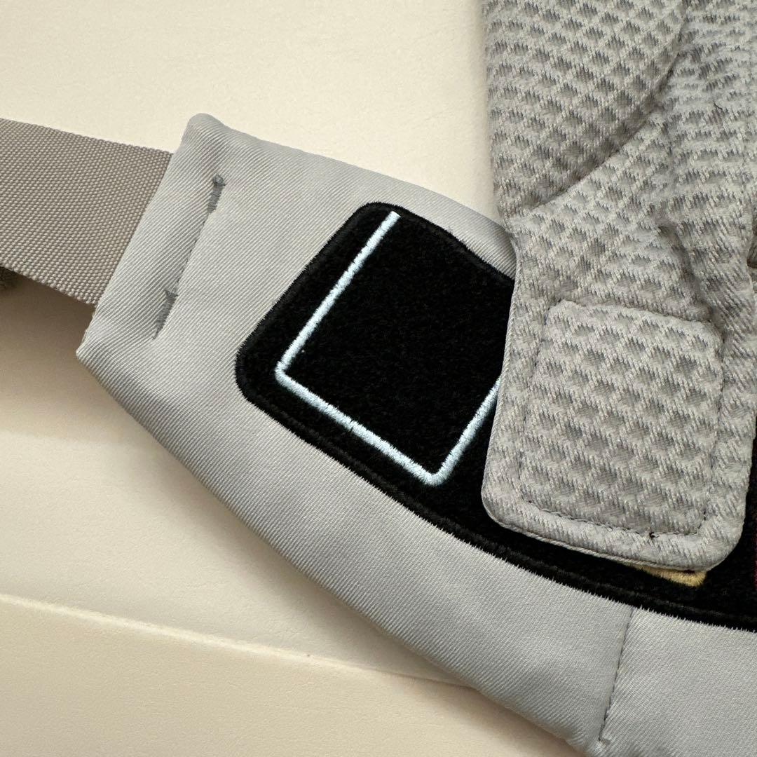 美品　エルゴ　ergobaby OMNI　Breeze 抱っこひも パールグレー