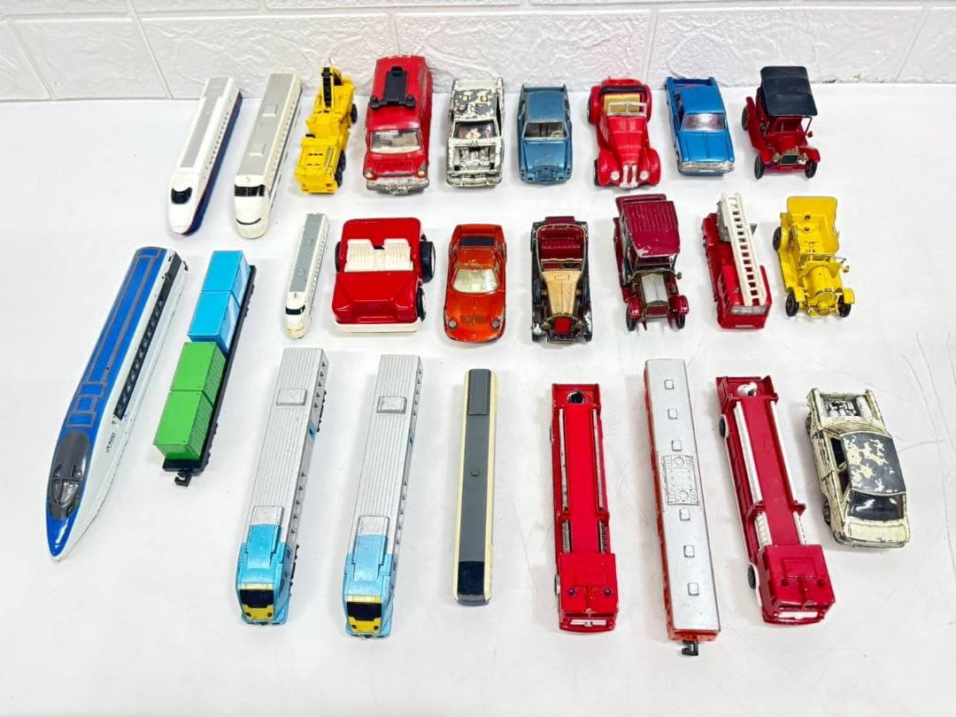 9-18-1 ミニカー セット まとめ おもちゃ新幹線 電車 消防車 しまじろう