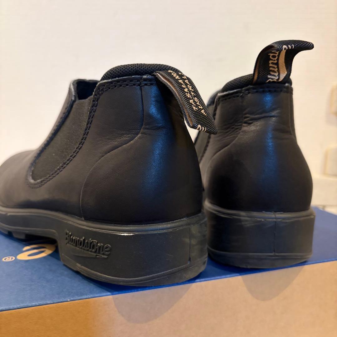 UK3 美品　ブランドストーン　ローカット　ブラック　本革防水