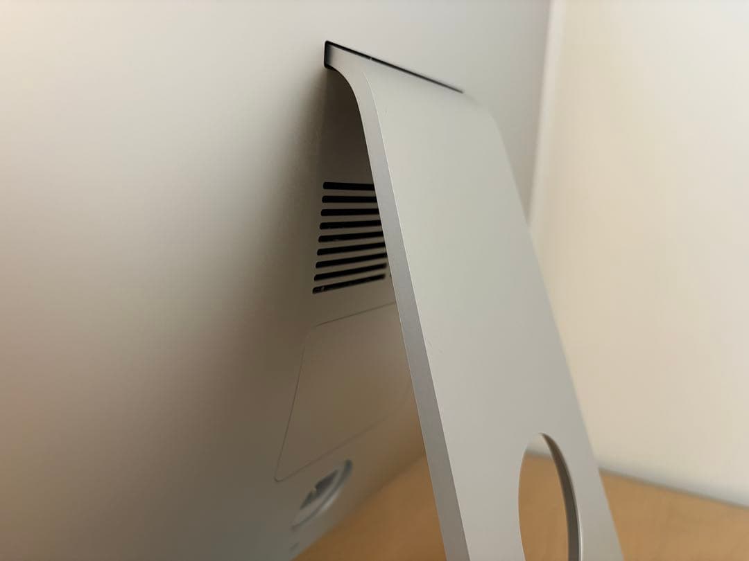 iMac Retina 5K 27インチ ディスプレイモデル MNED2J/A