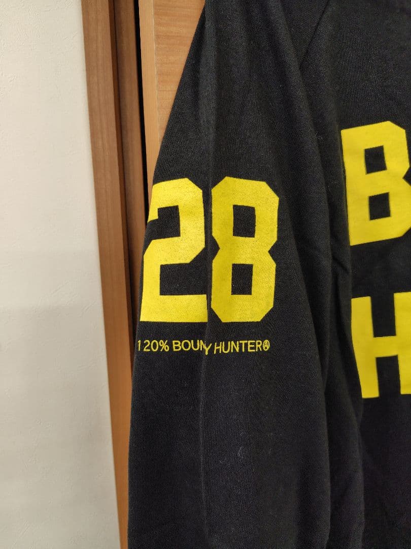 Bounty Hunter ラグランTシャツ ブラック×イエロー