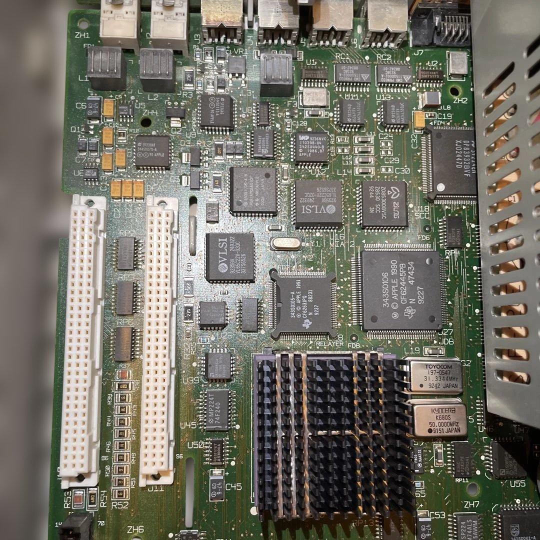 Apple Macintosh Quadra 700 68MB OS8 動作品