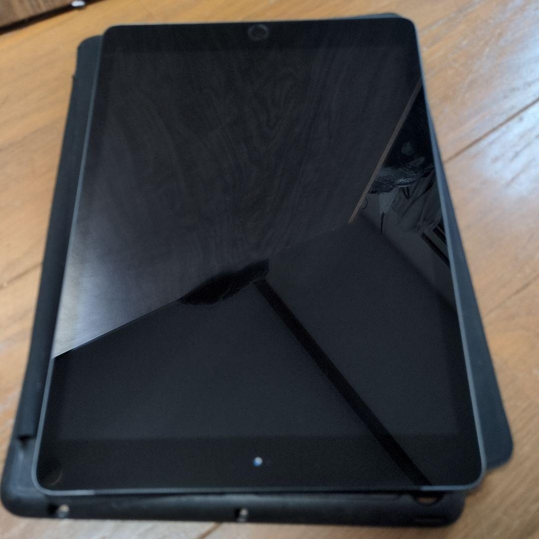 Apple iPad 第8世代 32GB Cellular 箱あり 本体のみ